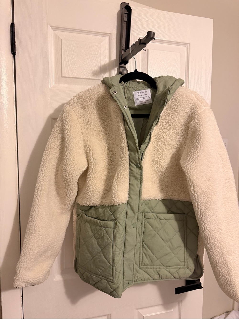 Two-Tone Sherpa & Quilted Jacket - Cream and Sage Green